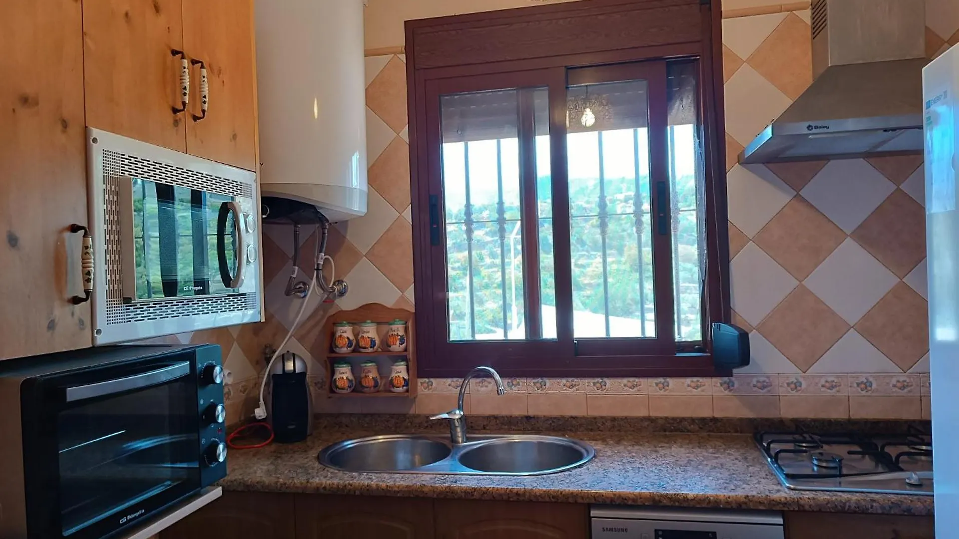 Casa Rural La Revuelta Con Las Mejores Vistas A La Naturaleza Yunquera Ισπανία